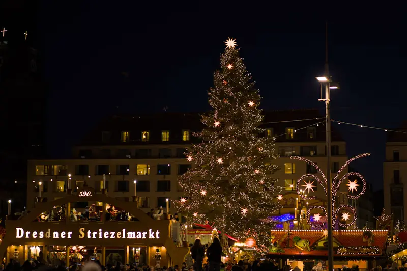 Striezelmarkt i Dresden